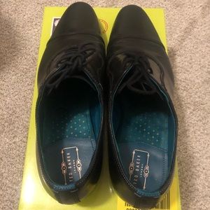Black leather Ted Baker dress shoes